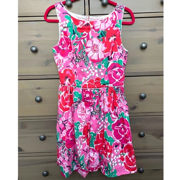 Lilly Pulitzer Aleena Fit & Flare Dress in A Thing Called Love Size 10